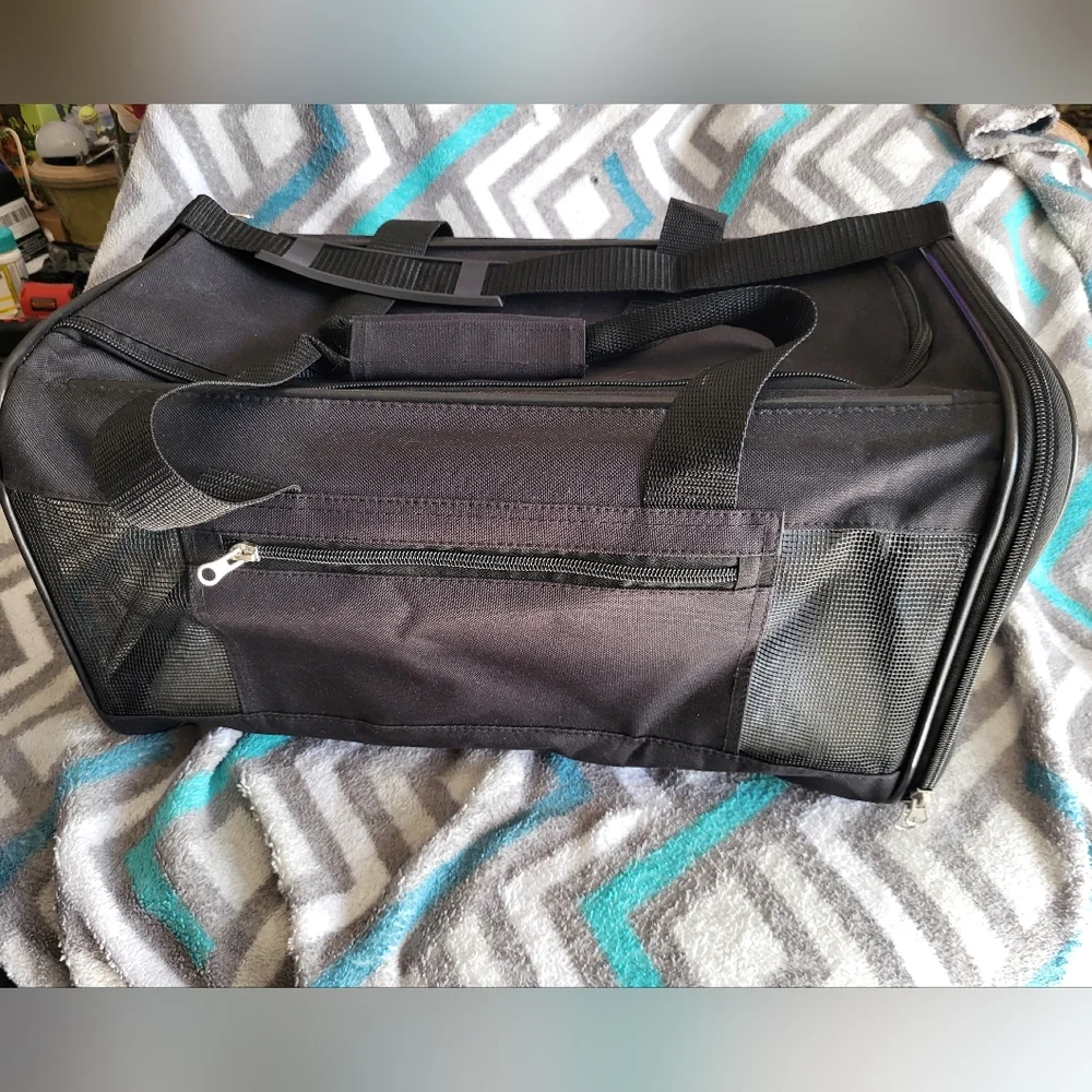 Sherpa Adventure Gear Original Deluxe Carrier